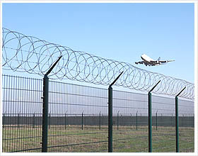 機(jī)場(chǎng)護(hù)欄網(wǎng)規(guī)格與生產(chǎn)廠家解析 附效果圖、產(chǎn)品圖、型號(hào)圖與工程圖